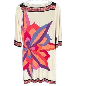 Beautiful Donna Morgan bright/cream dress  size 6- stunning dress mint condition